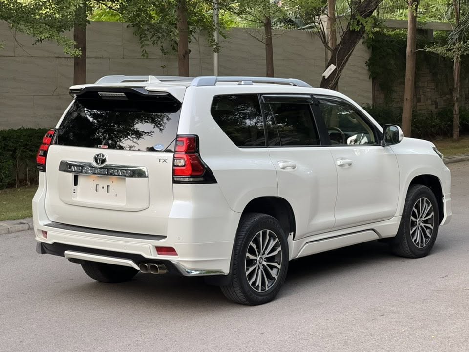 Toyota Parado