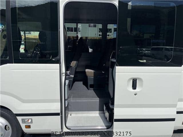 Toyota Coaster Saloon 5c