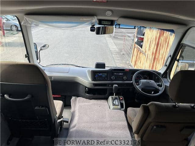 Toyota Coaster Saloon 5c